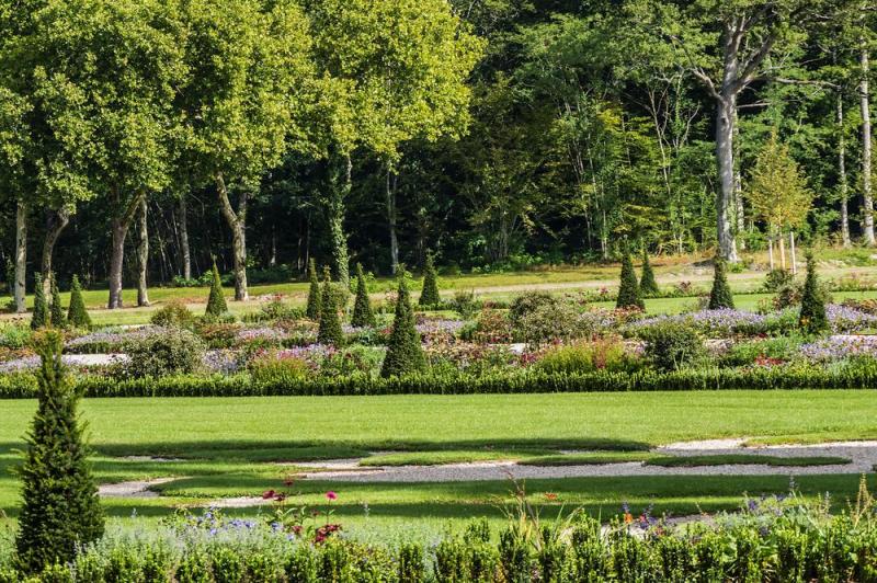 Apr&egrave;s l'am&eacute;nagement de vos ext&eacute;rieurs, quel suivi pr&eacute;voir pour un jardin durable ?